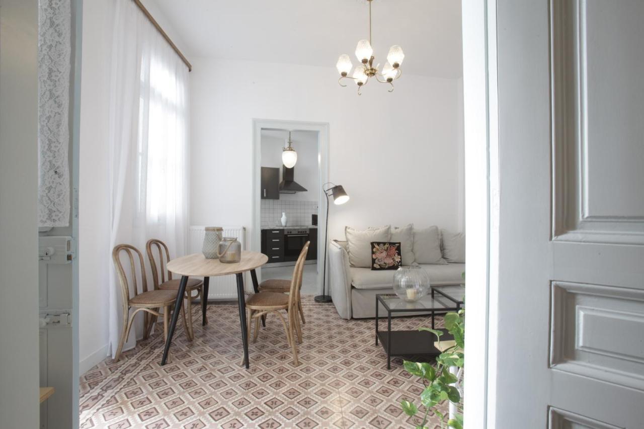 Live In Athens, Thiseio Historic House エクステリア 写真