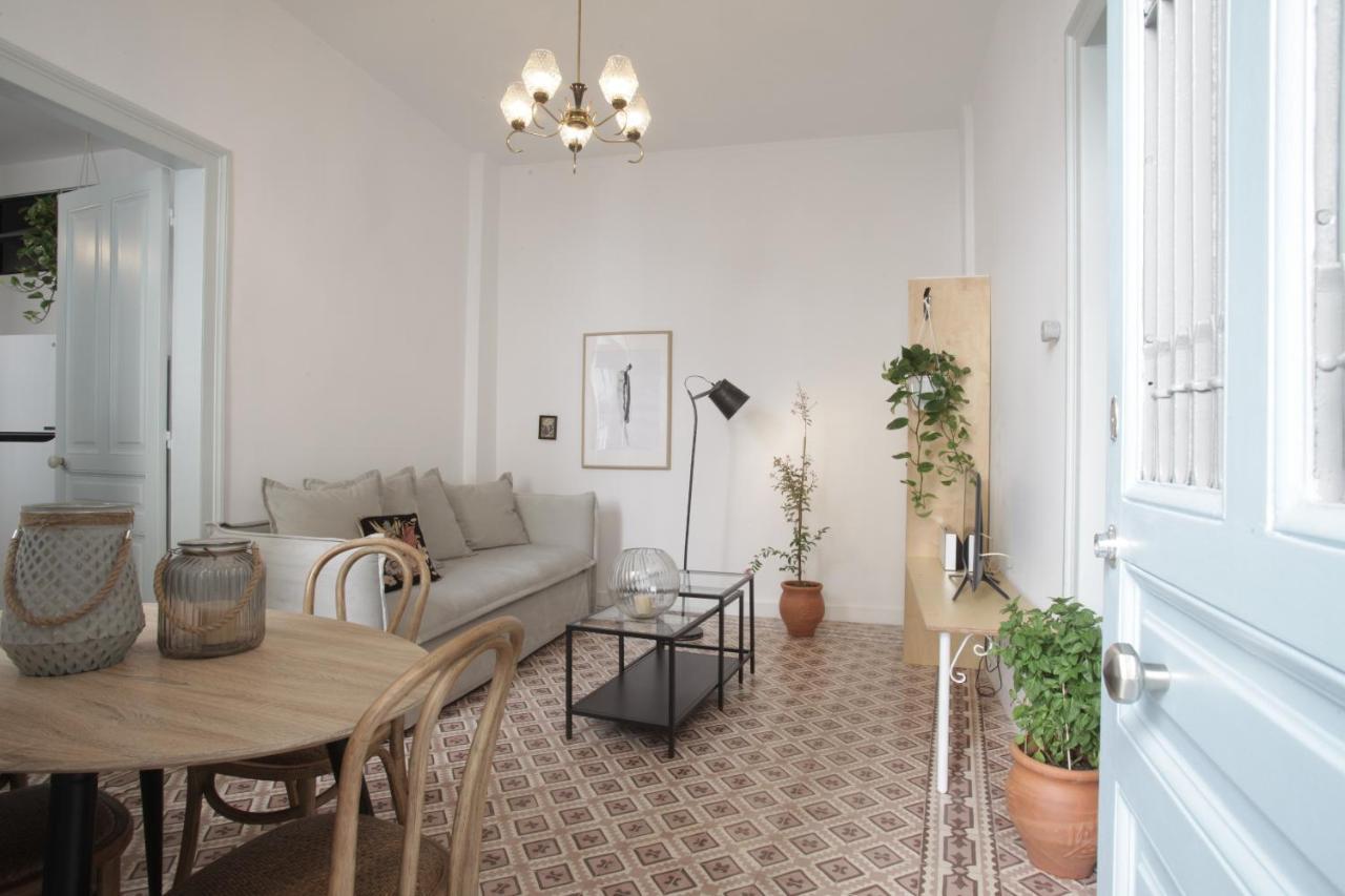 Live In Athens, Thiseio Historic House エクステリア 写真