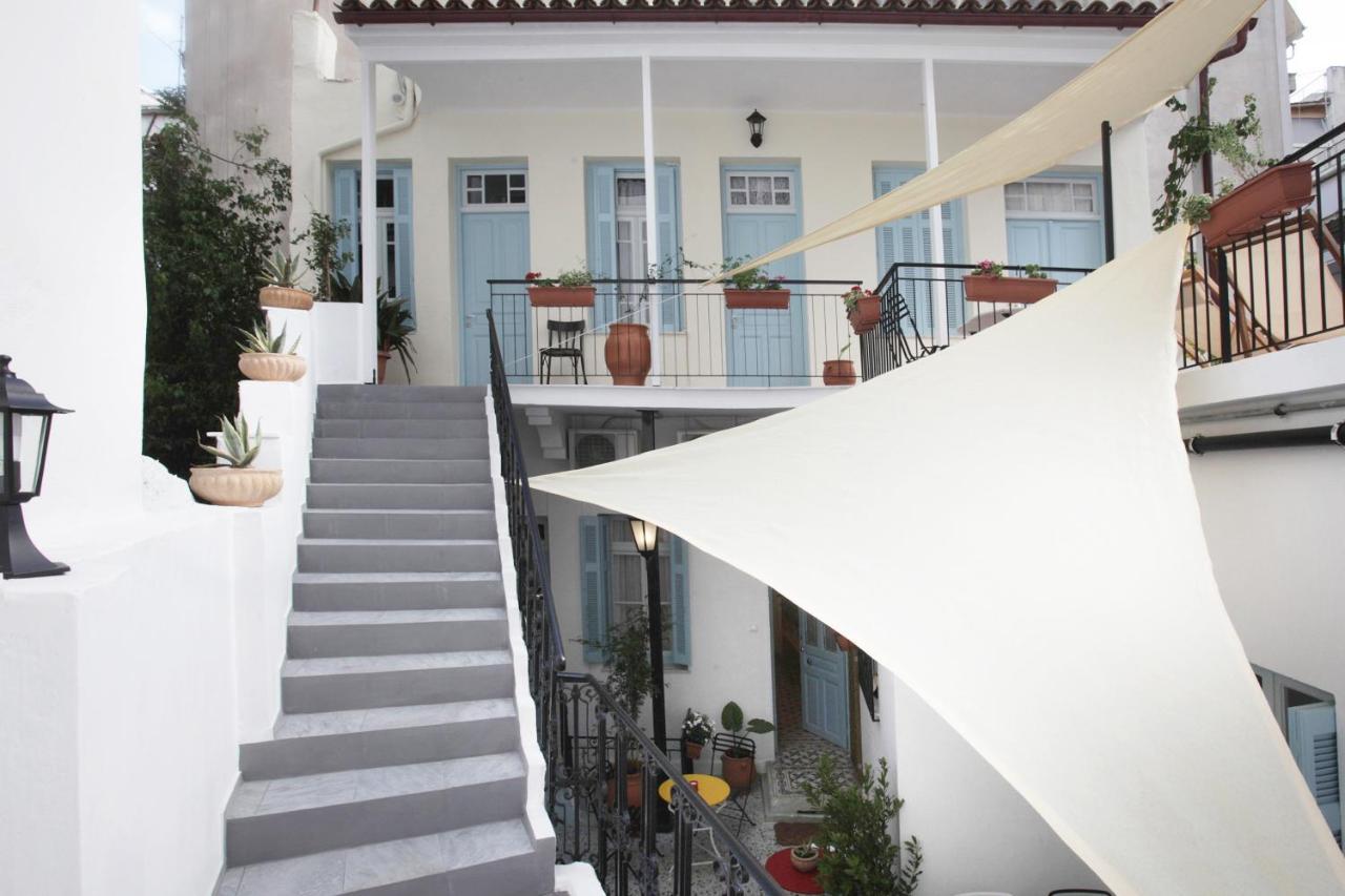 Live In Athens, Thiseio Historic House エクステリア 写真